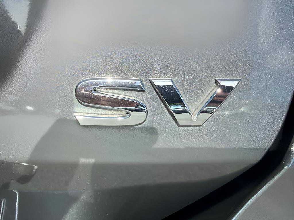 Used 2019 Nissan Rogue SV w/ Premium Package FWD image 38