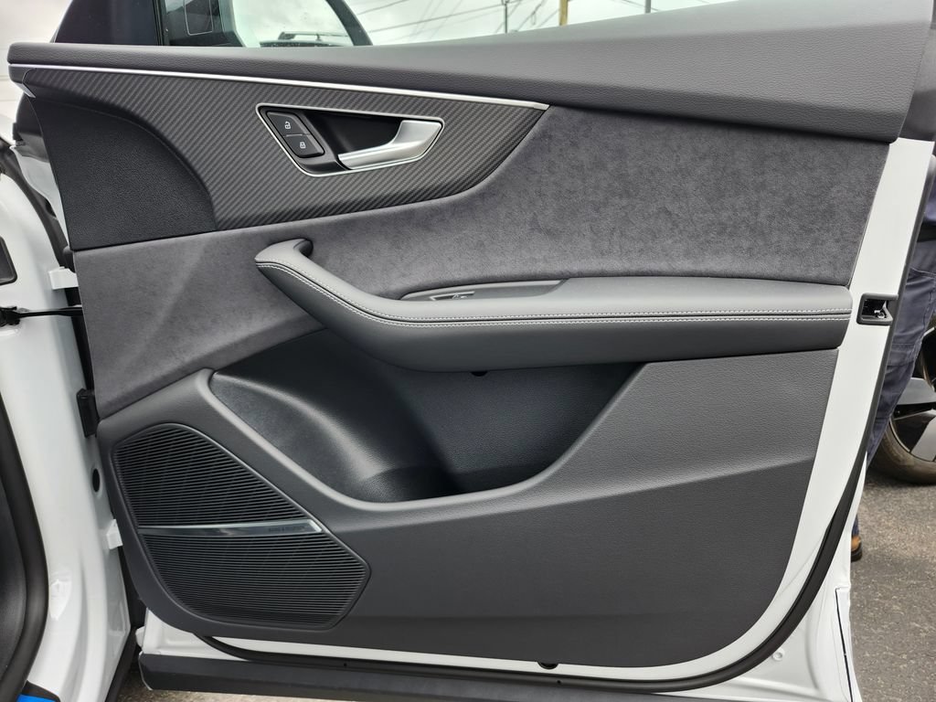 New 2026 Audi SQ8 Premium Plus AWD/4WD image 15
