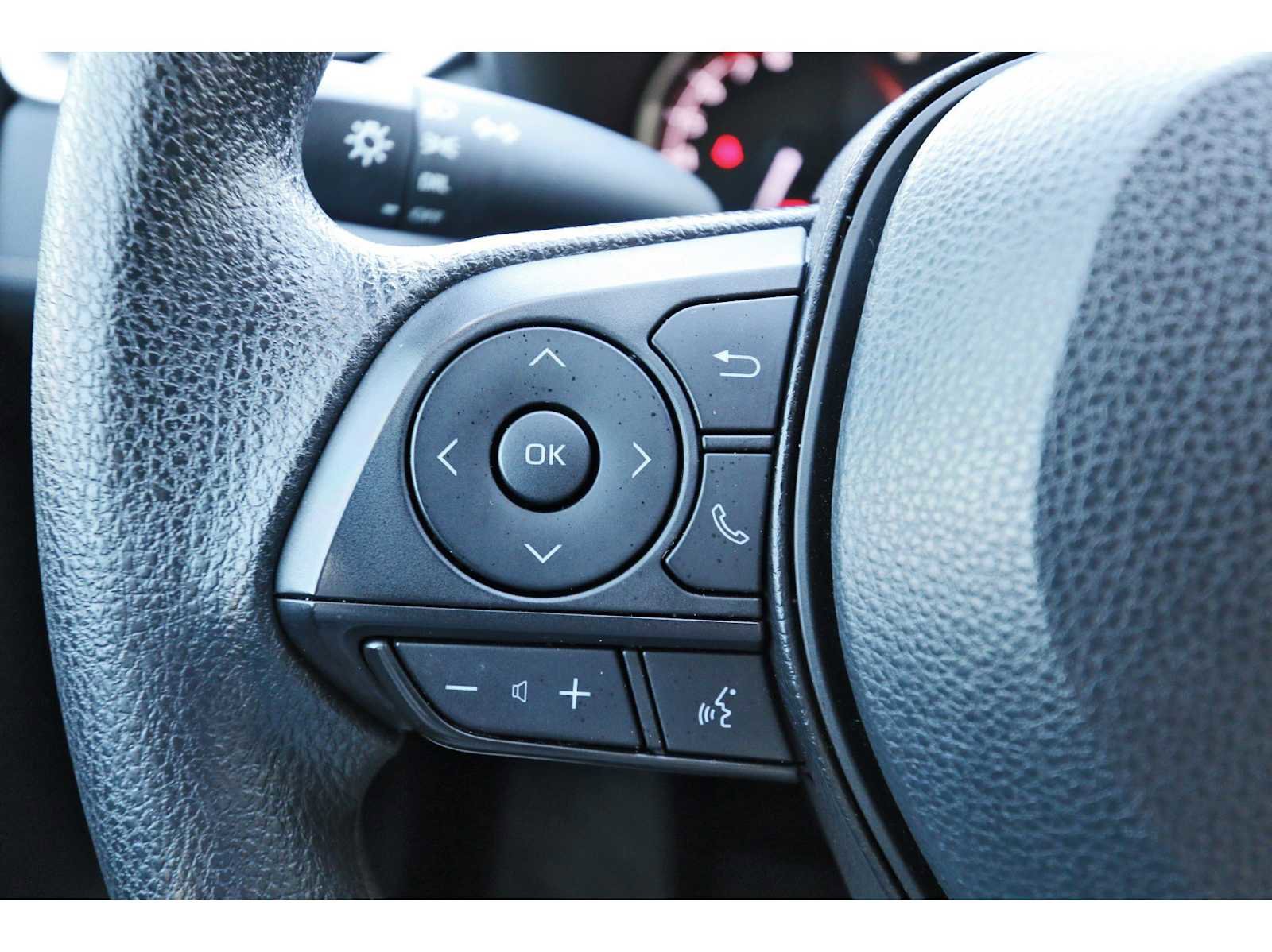 Used 2024 Toyota RAV4 LE image 15