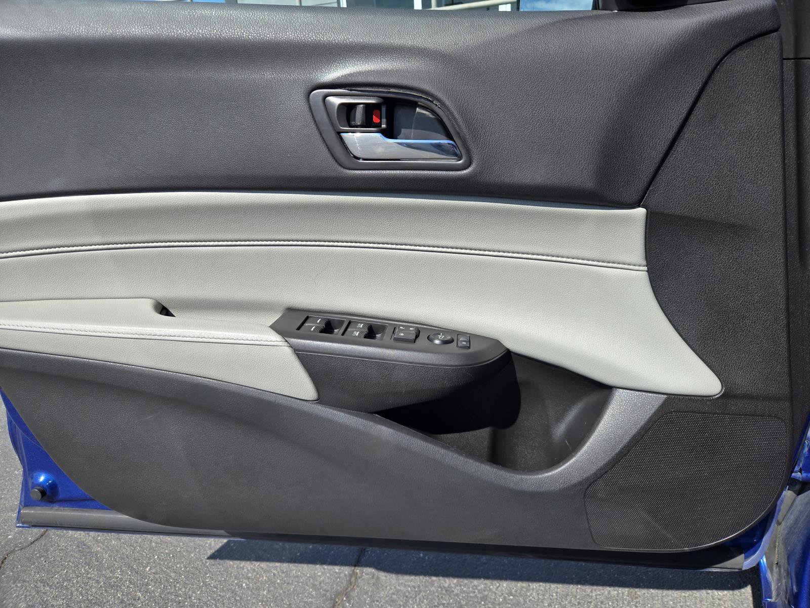 Used 2017 Acura ILX FWD image 17