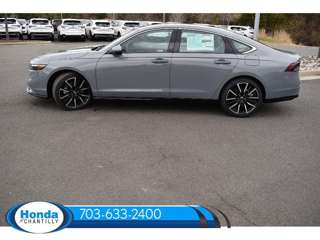 New 2026 Honda Accord Hybrid Touring image 4