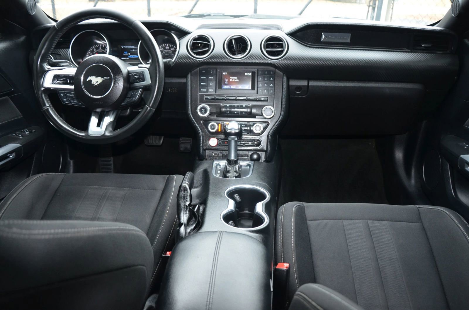 Used 2018 Ford Mustang Coupe image 34