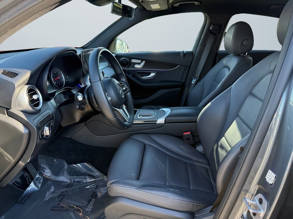 Used 2022 Mercedes-Benz GLC 300 4MATIC Coupe image 9