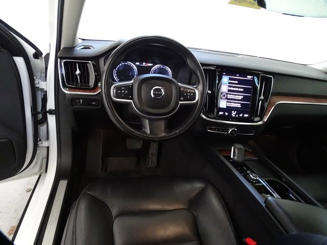 Used 2022 Volvo S60 B5 Inscription AWD/4WD image 5