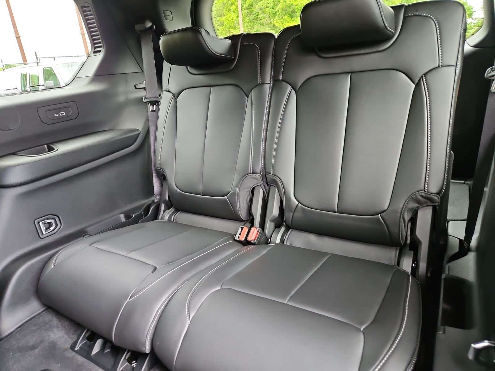 New 2026 Jeep Grand Cherokee L Limited w/ MOPAR Finishing Package AWD/4WD image 20