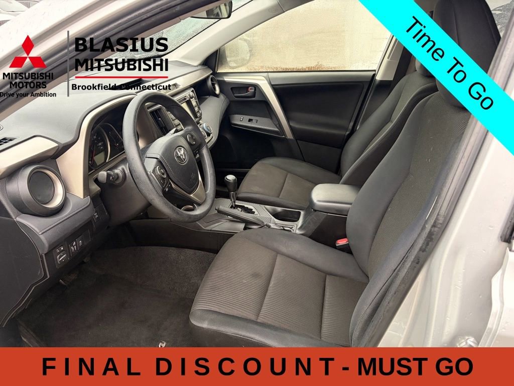Used 2015 Toyota RAV4 LE AWD/4WD image 16