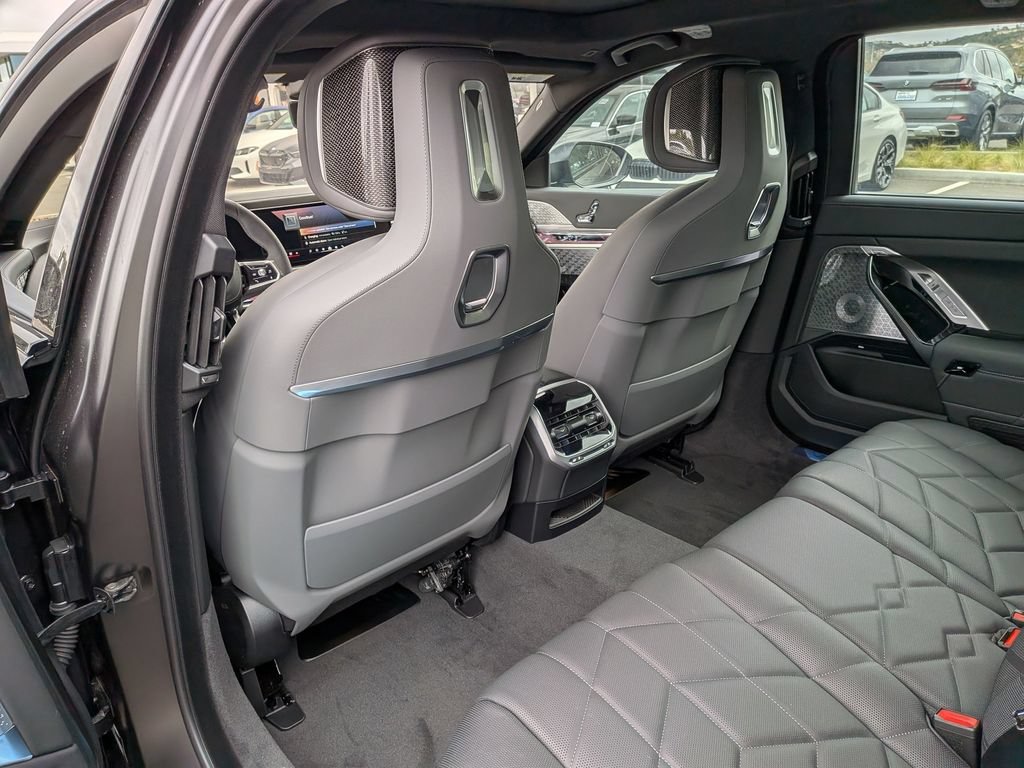 New 2026 BMW i7 eDrive50 w/ Executive Package RWD image 8