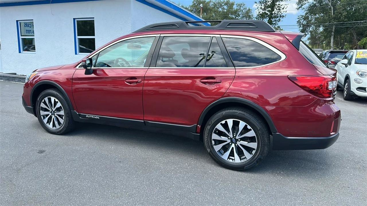 Used 2015 Subaru Outback 2.5i Limited AWD/4WD image 9