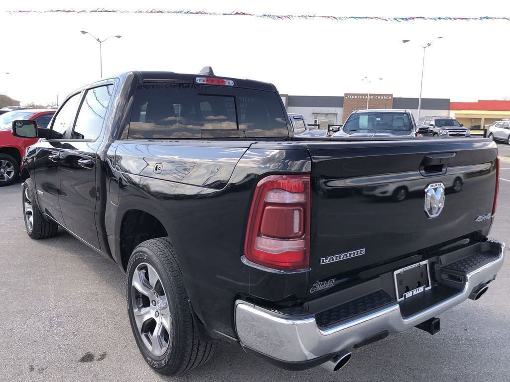 Used 2023 RAM 1500 Laramie AWD/4WD image 4