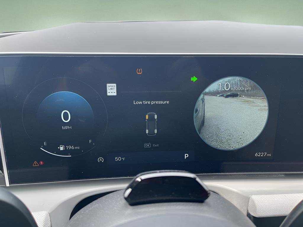 Used 2025 Hyundai Tucson Limited image 27