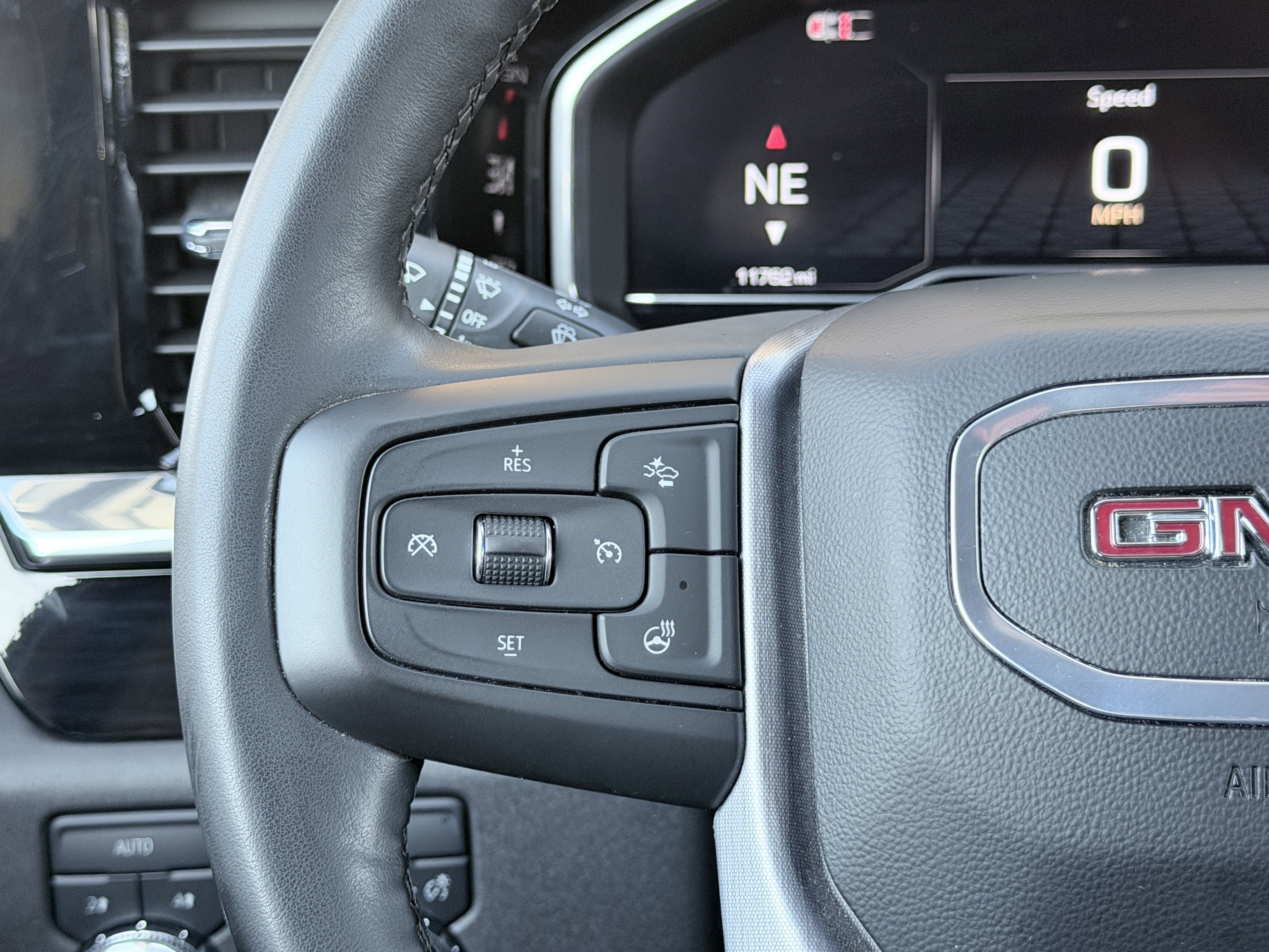 Used 2024 GMC Sierra 1500 Elevation image 34