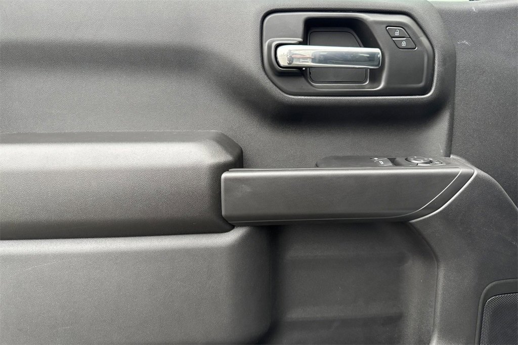 Used 2025 GMC Sierra 1500 Pro w/ Pro Value Package image 11