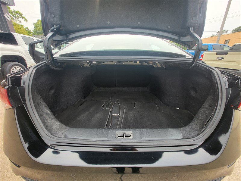 Used 2020 Nissan Sentra S FWD image 11