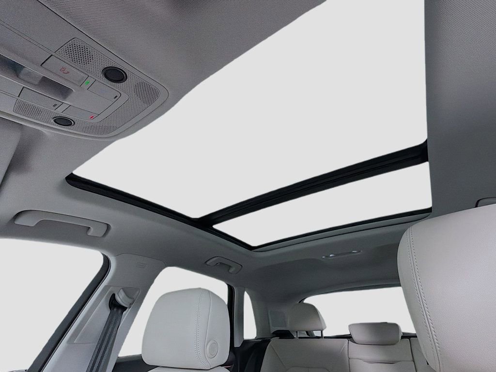 Certified 2025 Audi Q3 2.0T Premium Plus w/ Premium Plus Package image 22