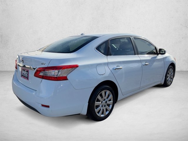 Used 2015 Nissan Sentra SV w/ Navigation Package FWD image 5