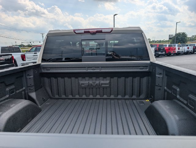 New 2026 GMC Sierra 1500 Denali w/ Denali Reserve Package AWD/4WD image 9