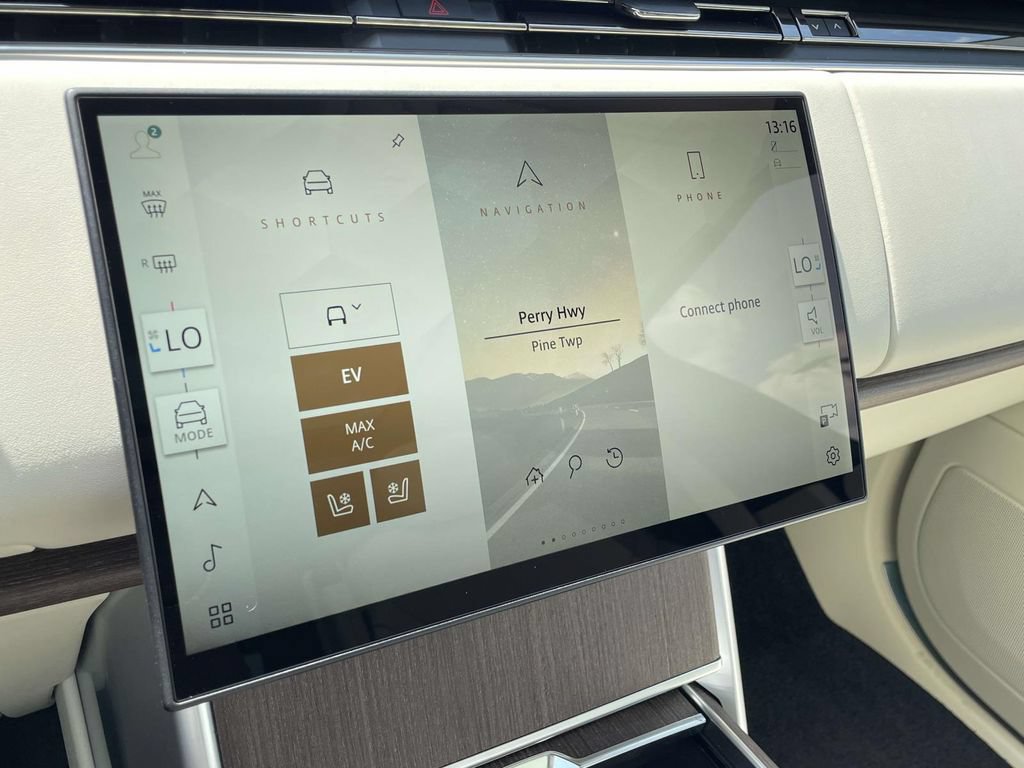 New 2026 Land Rover Range Rover SE AWD/4WD image 26
