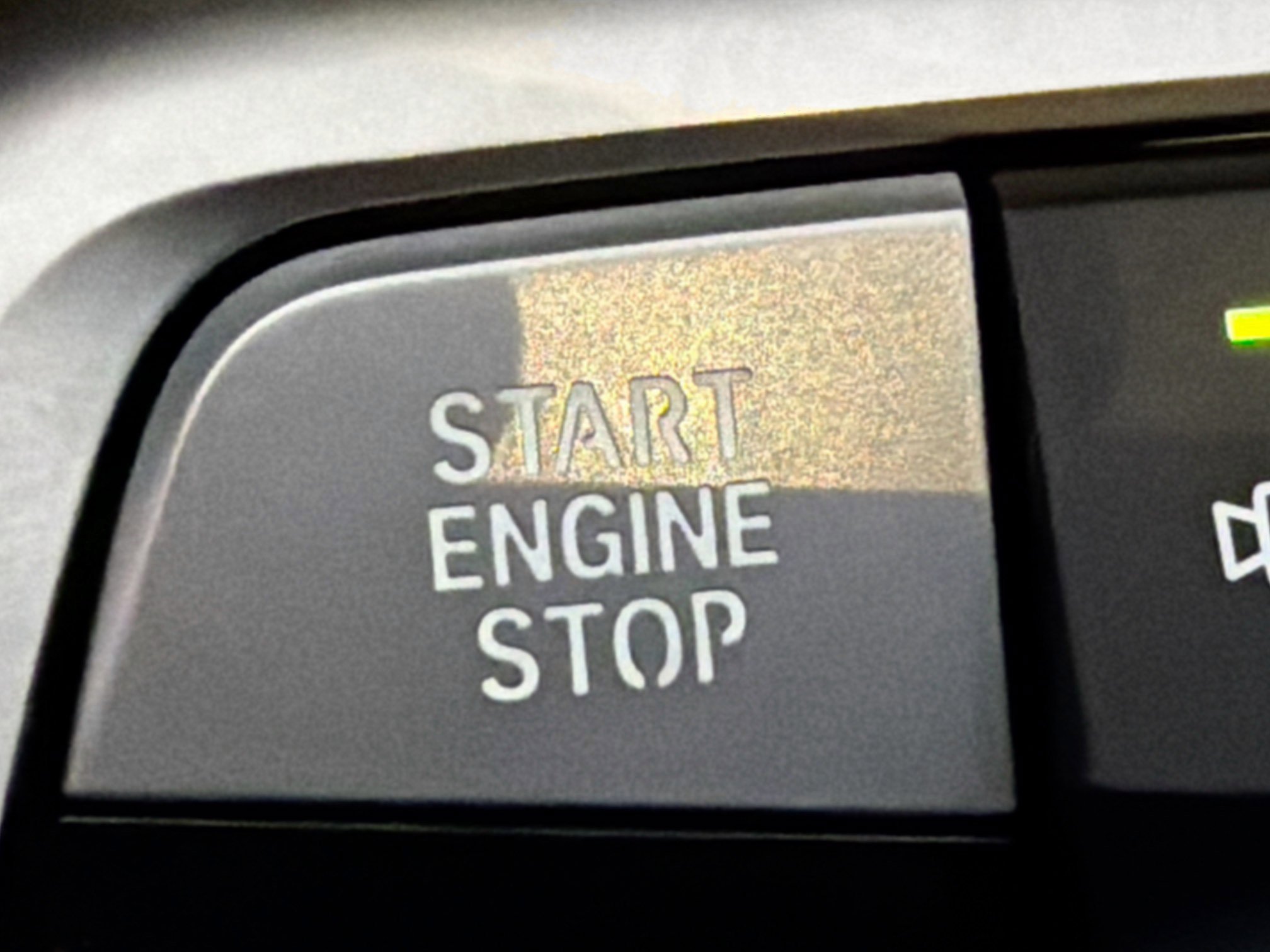 Used 2025 BMW X2 xDrive28i image 36