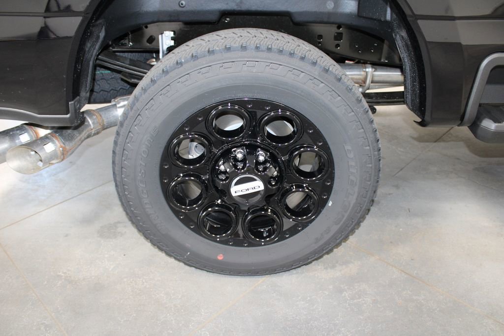 New 2025 Ford F250 XLT w/ Black Appearance Package image 55