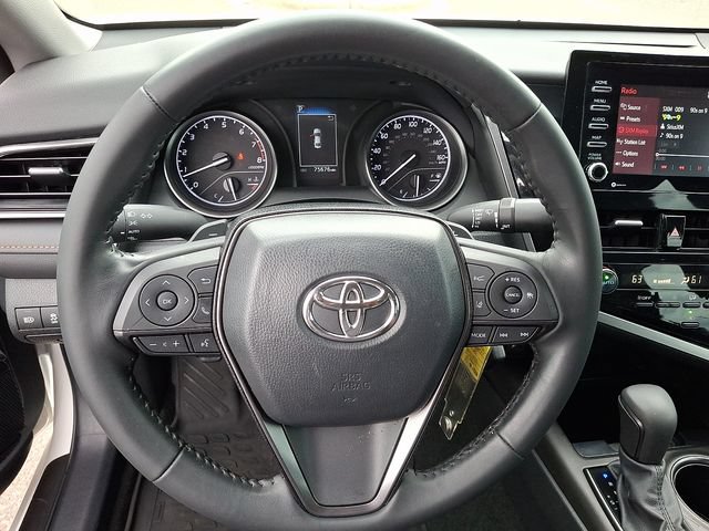 Used 2023 Toyota Camry SE FWD image 12