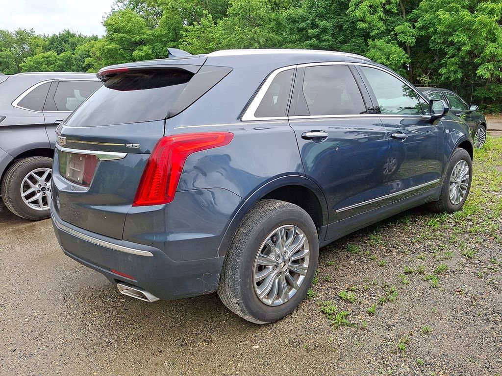 Used 2019 Cadillac XT5 Luxury AWD/4WD image 4