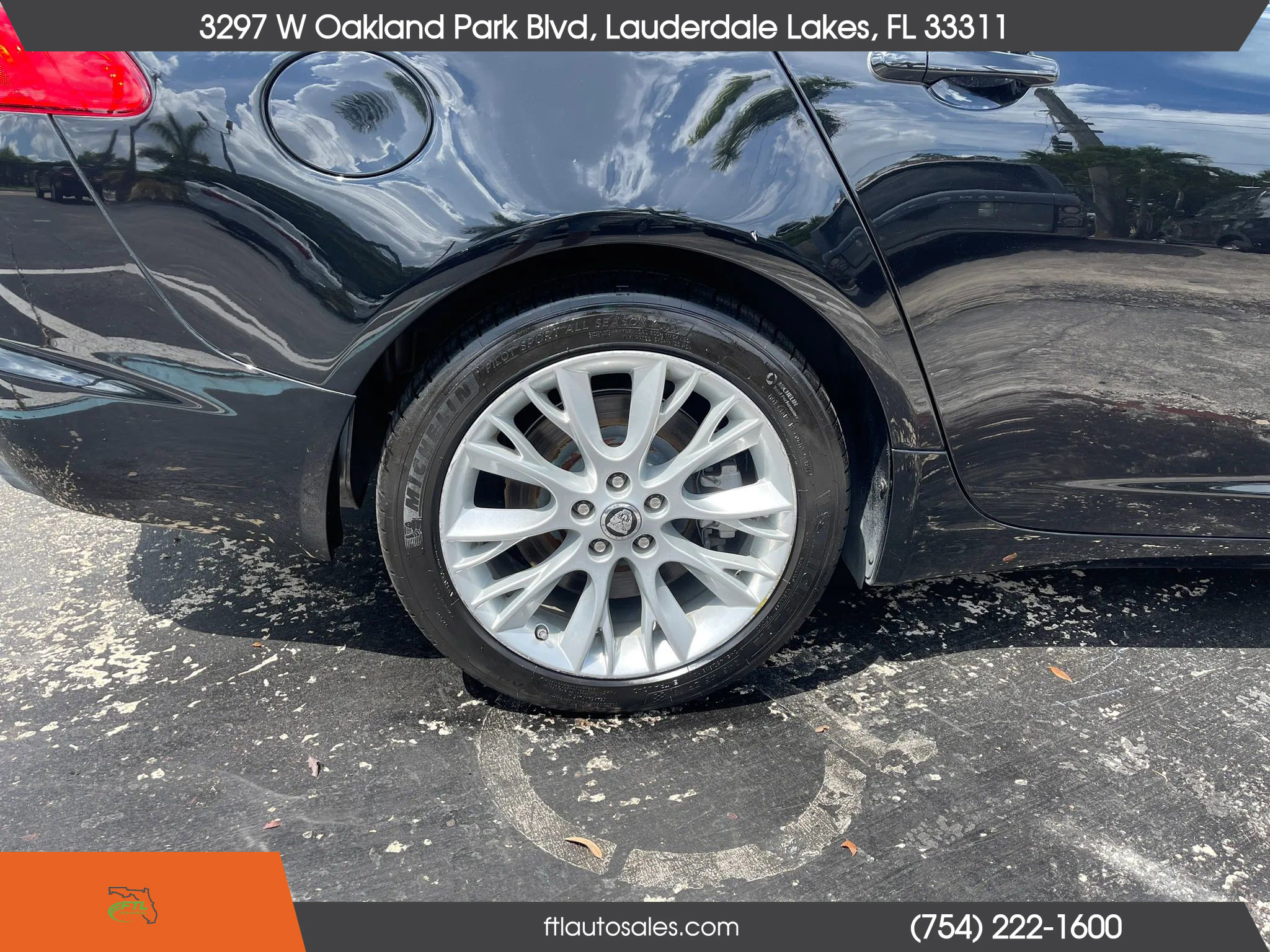 Used 2013 Jaguar XF 3.0 image 17