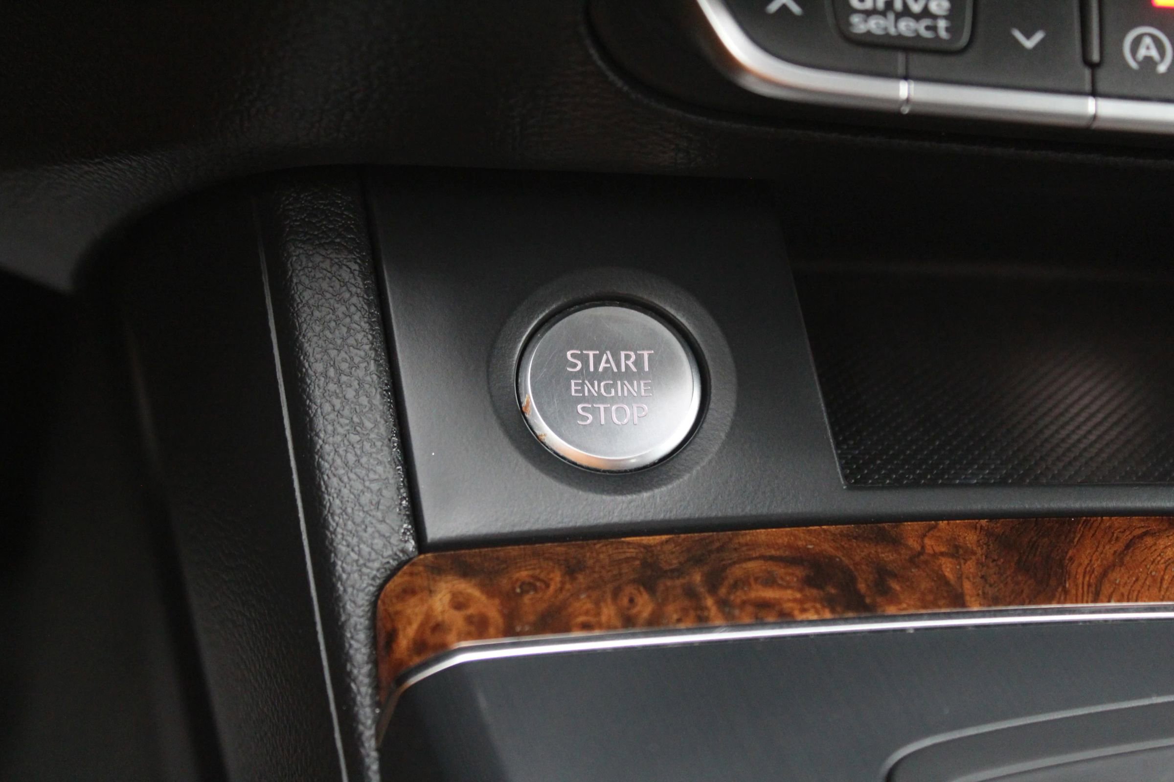 Used 2018 Audi Q5 2.0T Premium AWD/4WD image 33