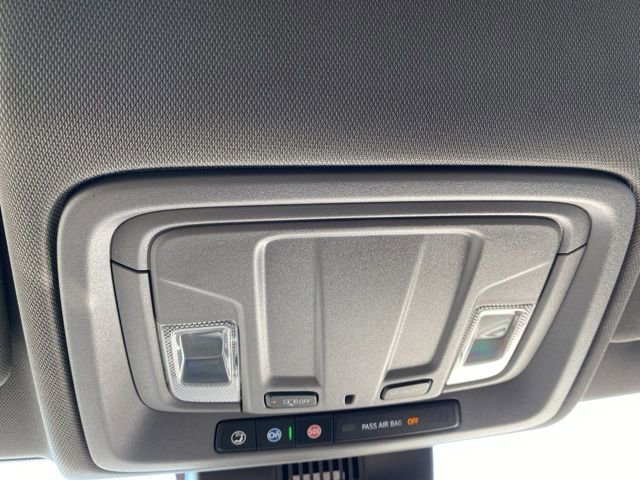 Used 2025 Chevrolet Silverado 1500 LT Trail Boss w/ Dark Appearance Package image 30