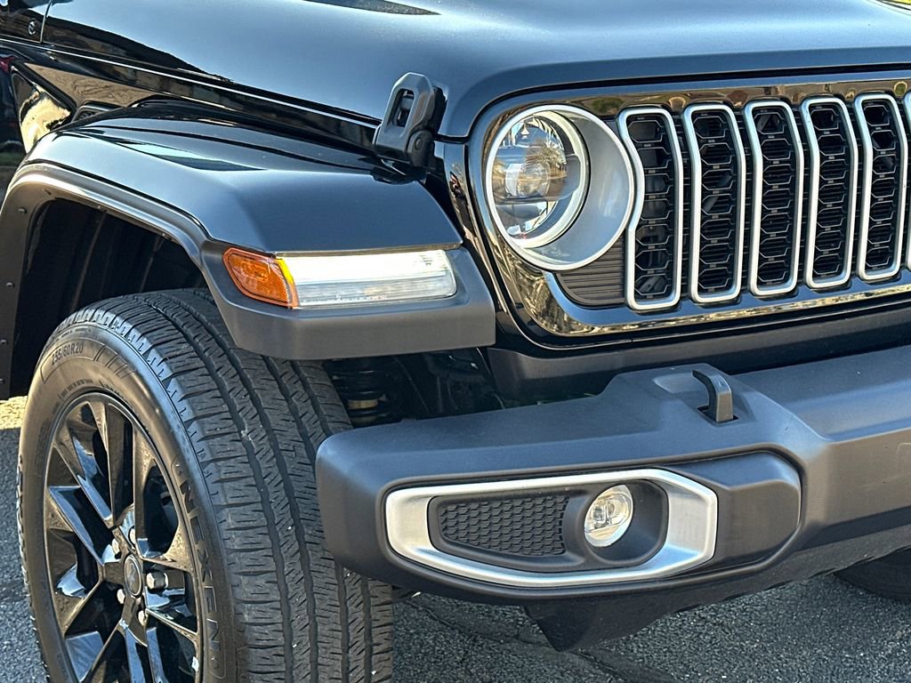 Used 2025 Jeep Wrangler Unlimited Sahara w/ Safety Group image 10