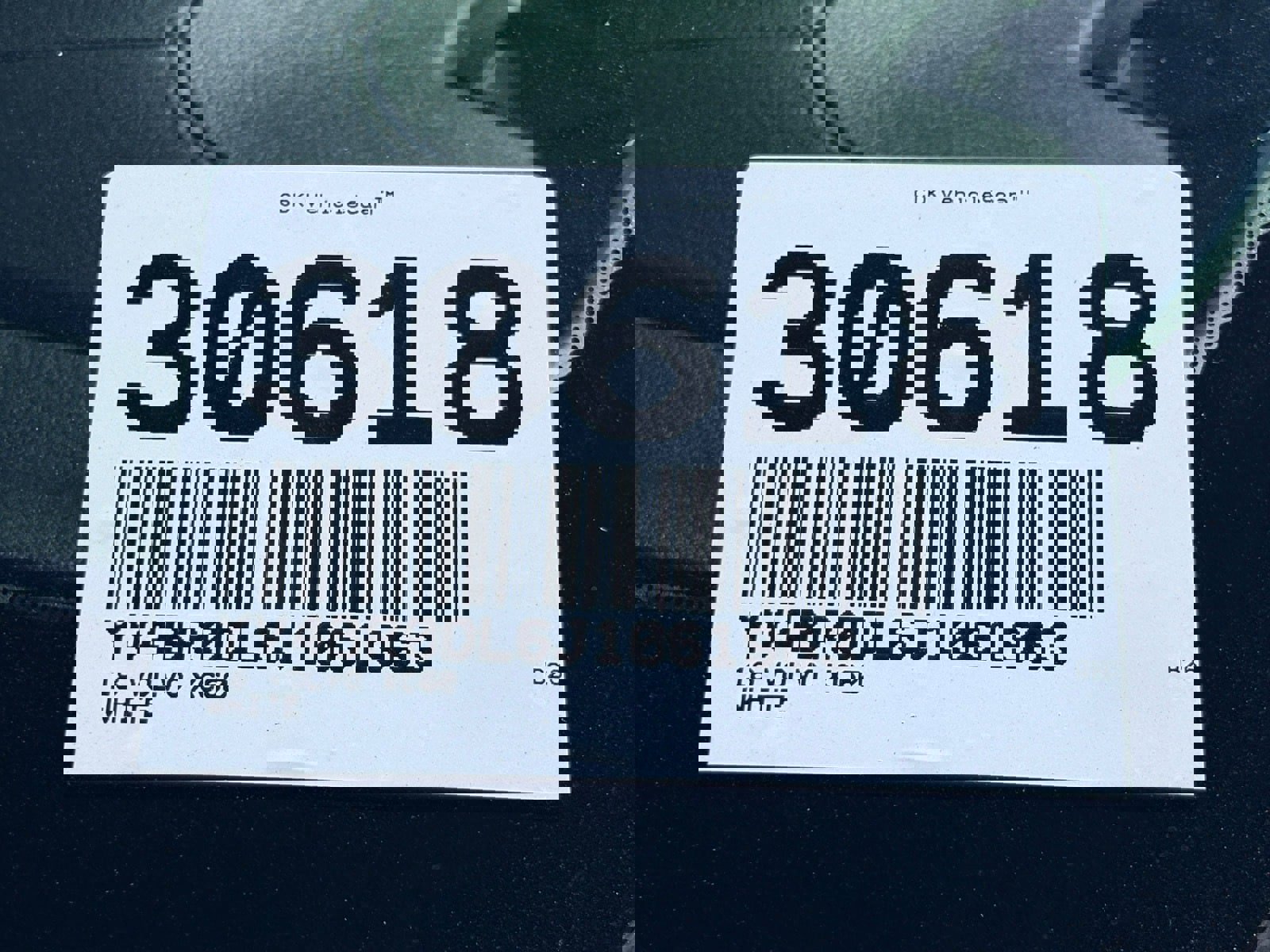 Used 2018 Volvo XC60 T8 Inscription image 33