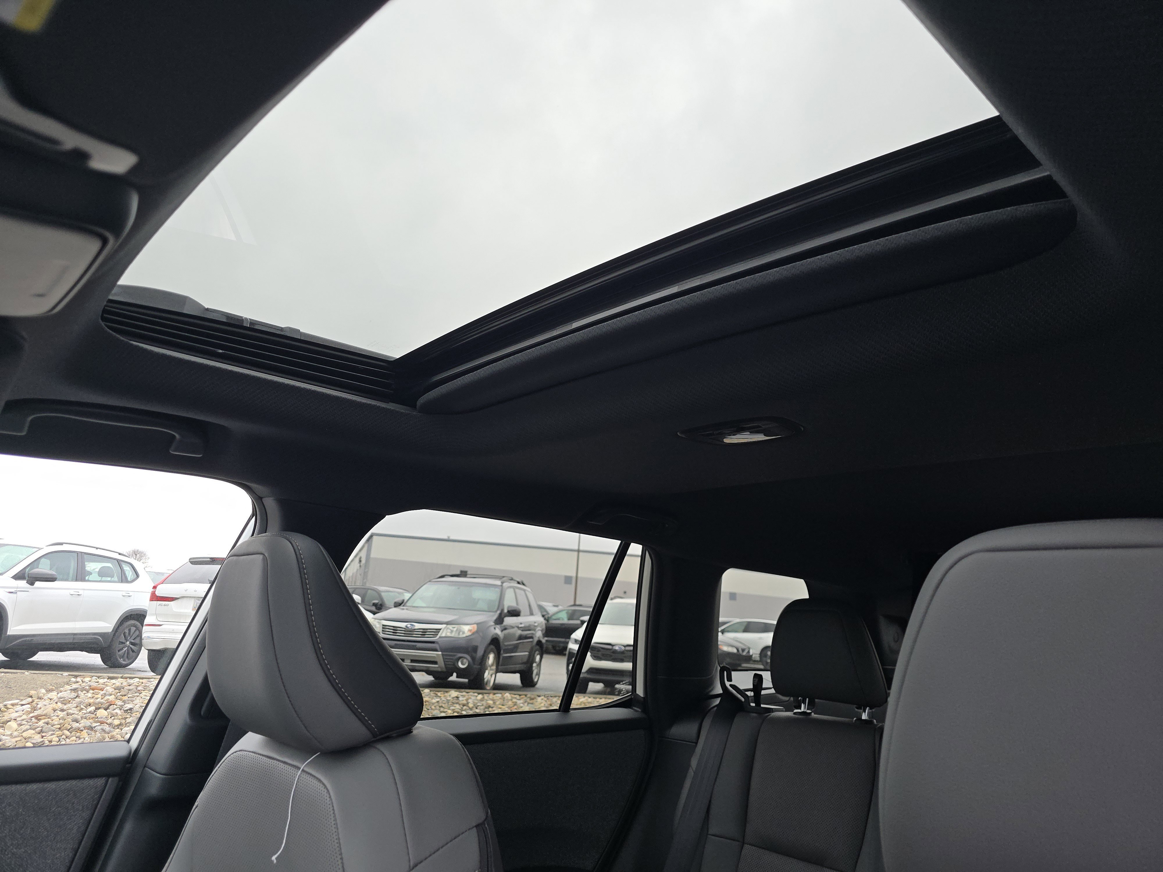 New 2026 Subaru Outback Limited image 9