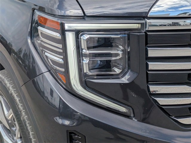 Used 2022 GMC Sierra 1500 SLT w/ SLT Convenience Package image 9