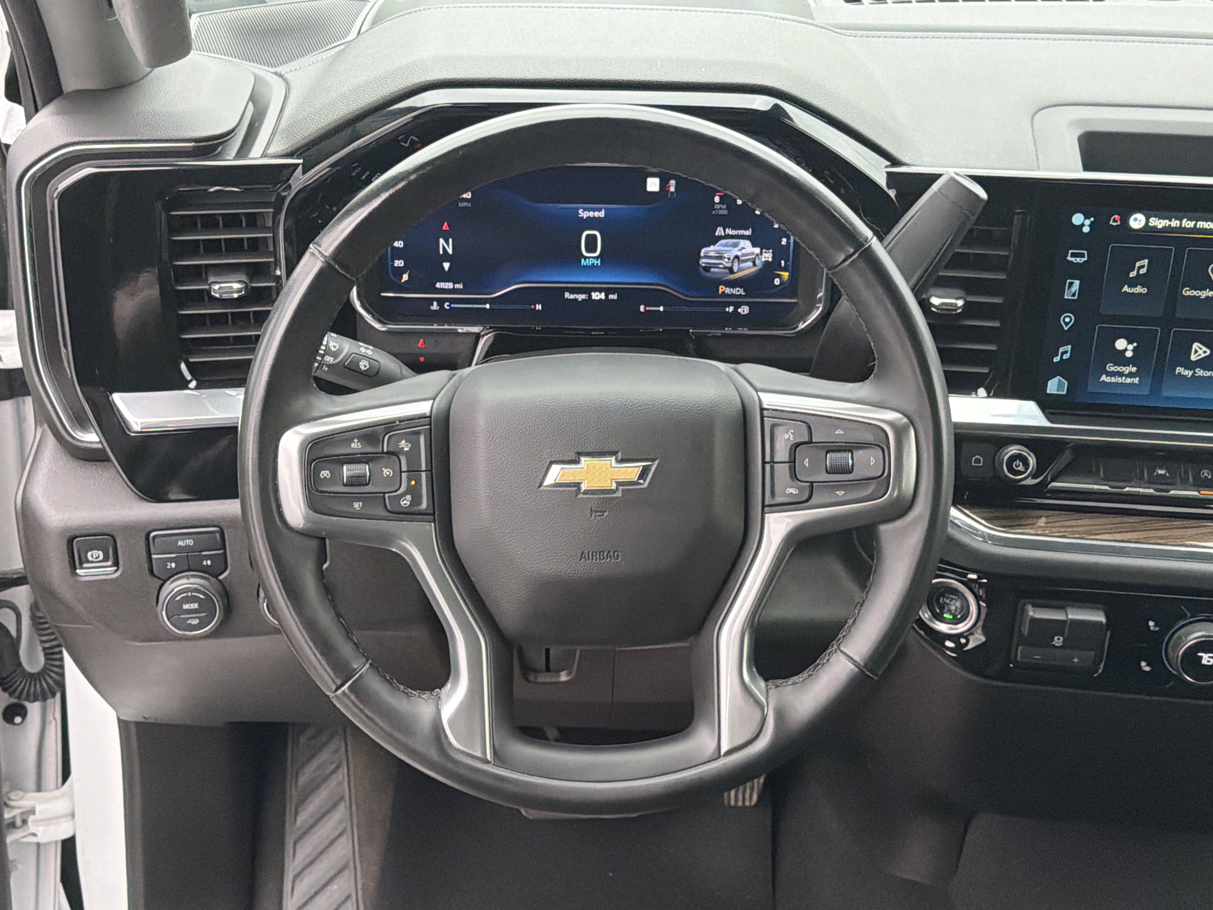 Used 2025 Chevrolet Silverado 1500 LT image 17