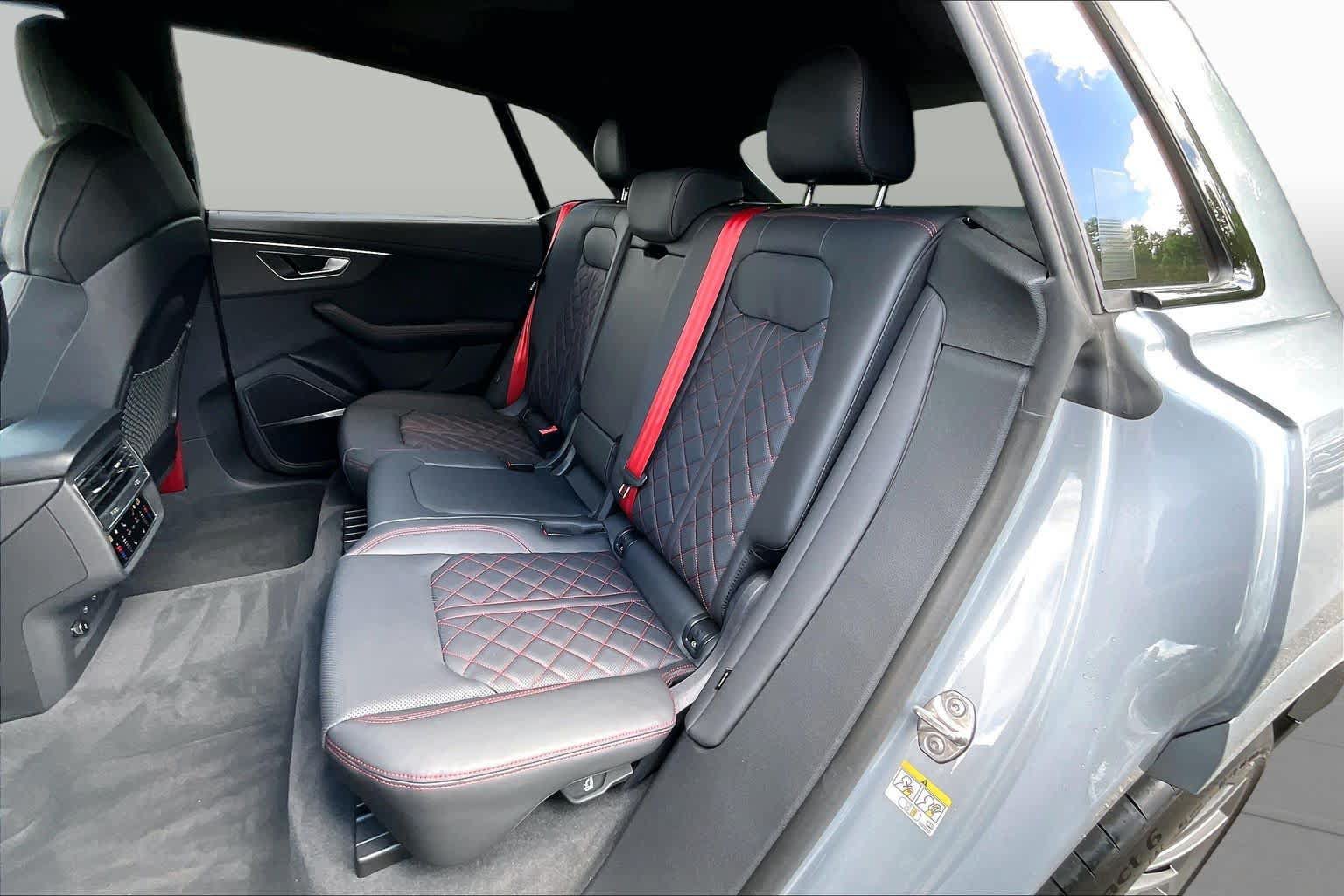 Used 2026 Audi Q8 Prestige AWD/4WD image 21