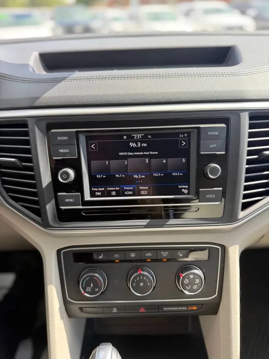 Used 2022 Volkswagen Atlas SE FWD image 17