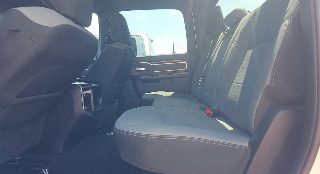 Used 2023 RAM 3500 Big Horn w/ Level 1 Equipment Group AWD/4WD image 8
