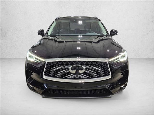 Used 2021 INFINITI QX50 Luxe FWD image 2
