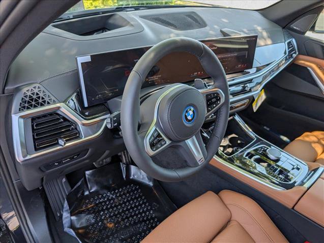 New 2026 BMW X5 xDrive50e w/ M Sport Package AWD/4WD image 14