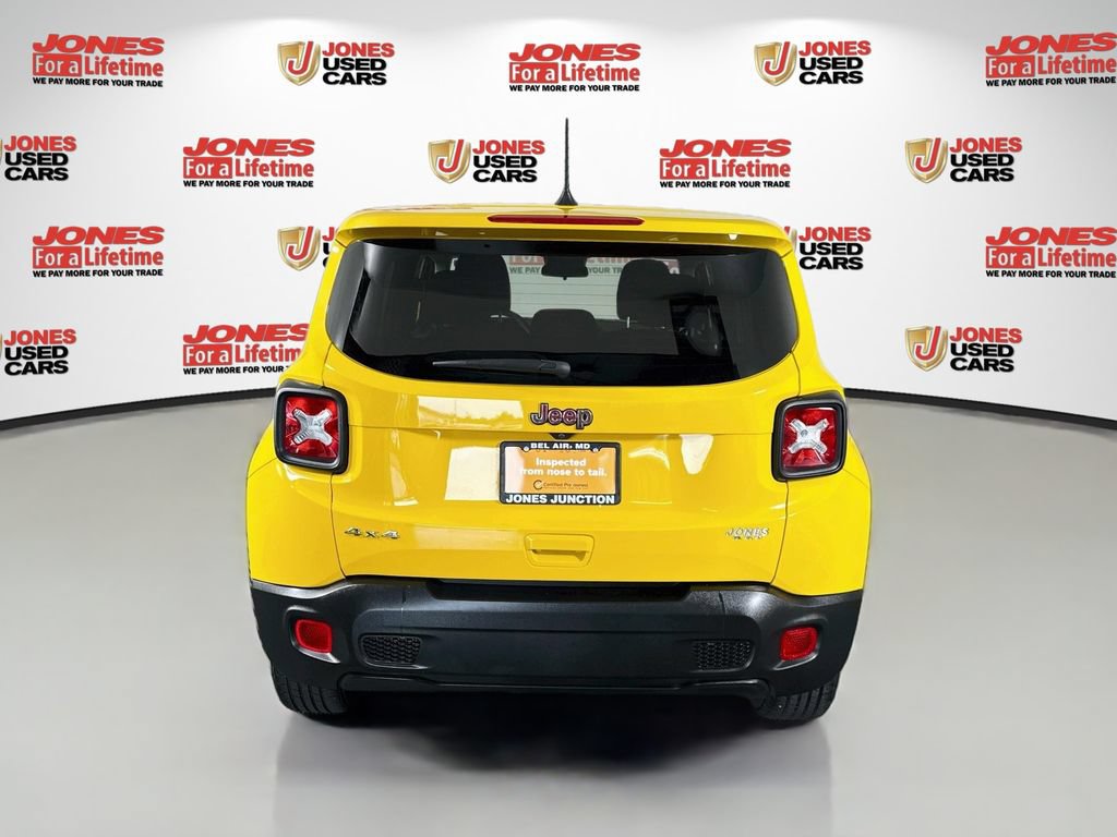Used 2023 Jeep Renegade Latitude AWD/4WD image 15