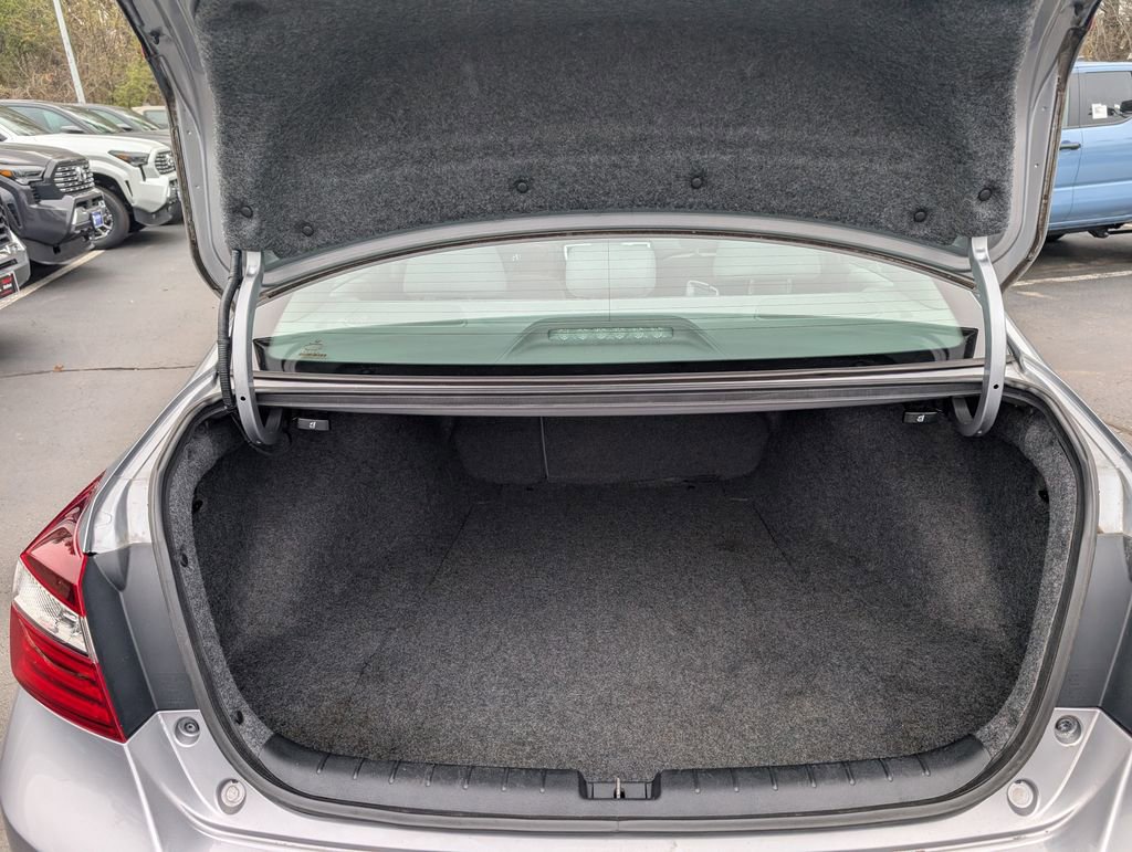 Used 2016 Honda Accord EX image 16