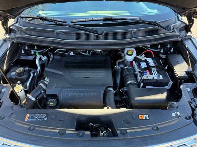 Certified 2018 Ford Explorer Platinum image 16