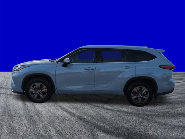 Used 2022 Toyota Highlander Bronze Edition image 7