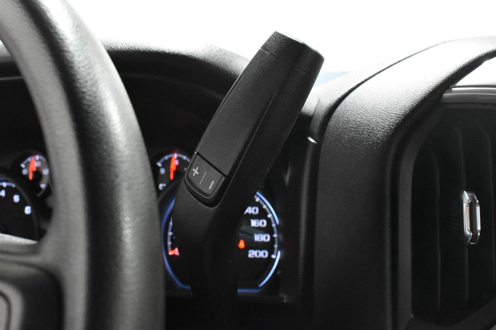 Used 2019 Chevrolet Silverado 1500 Custom Trail Boss w/ Custom Convenience Package AWD/4WD image 14