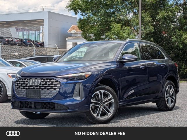 Certified 2025 Audi Q5 Premium w/ Convenience Package