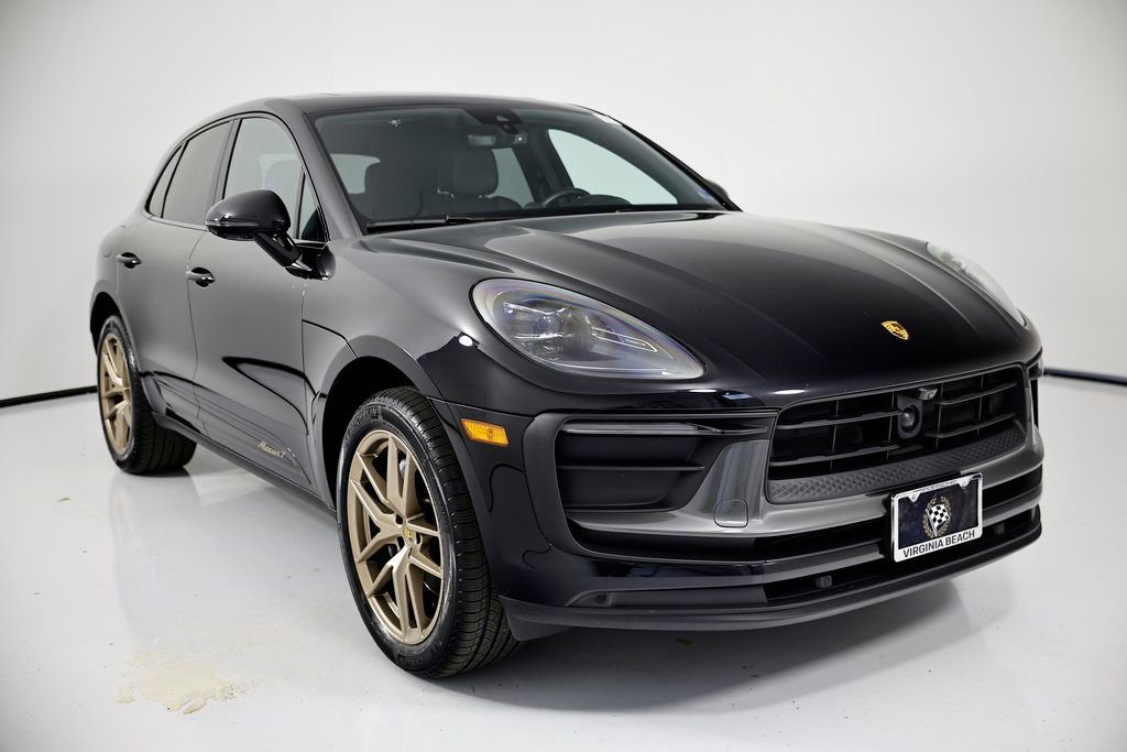 Used 2023 Porsche Macan Turbo image 9