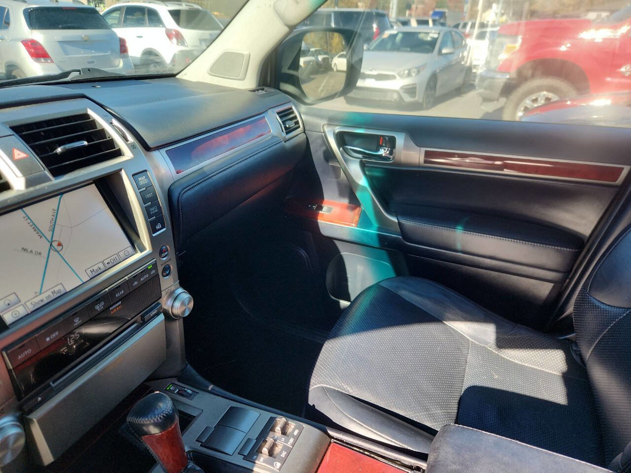 Used 2013 Lexus GX 460 image 10