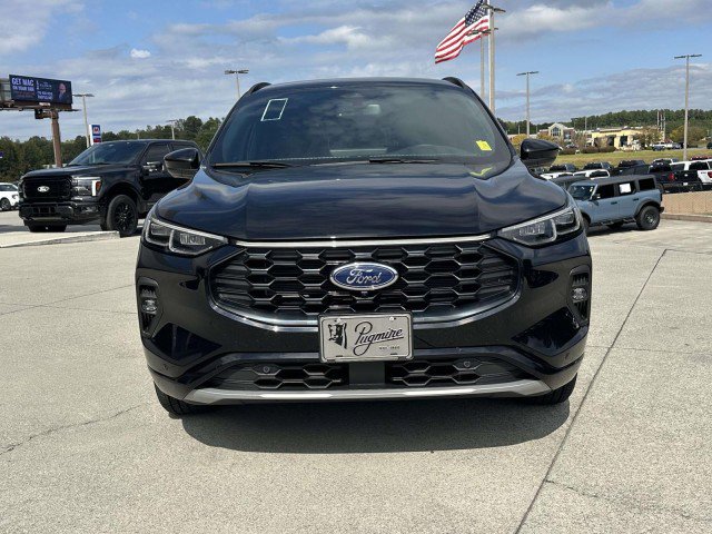 Used 2024 Ford Escape ST-Line Elite image 2