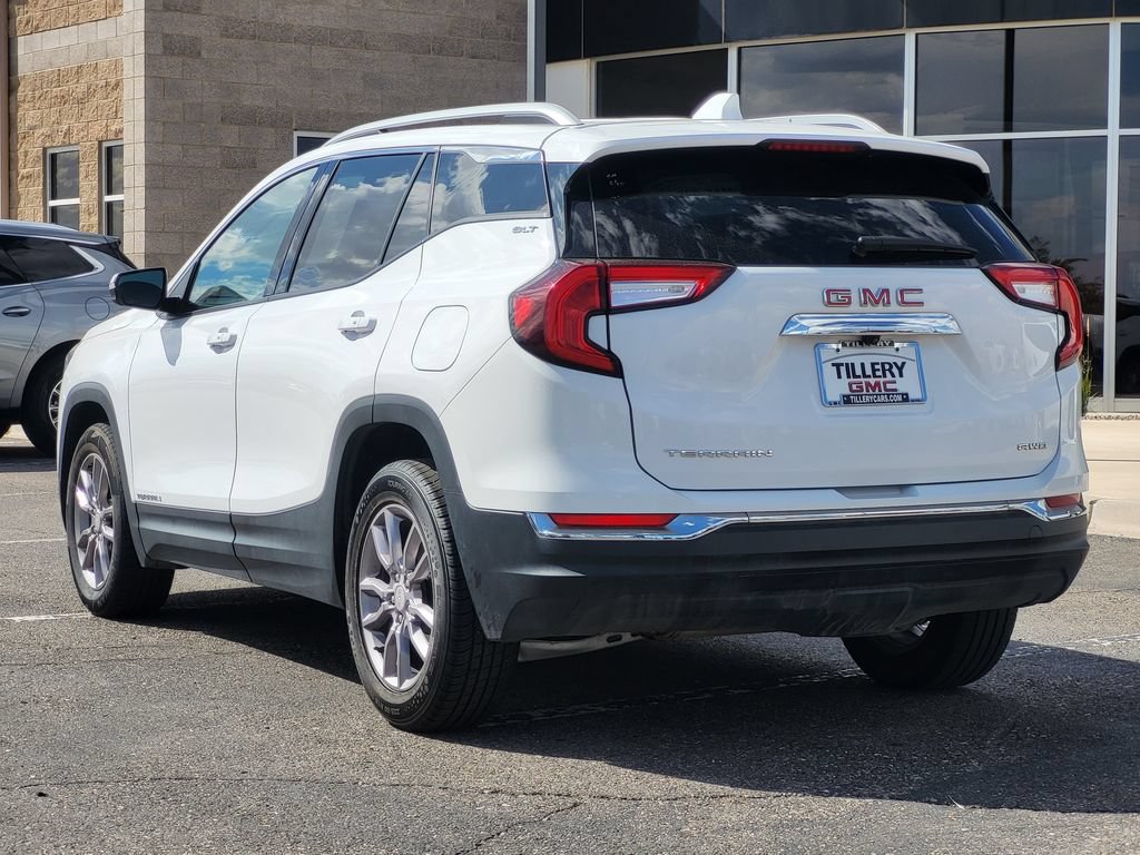 Used 2024 GMC Terrain SLT AWD/4WD image 5