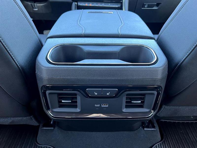 Used 2025 GMC Sierra 2500 AT4 w/ AT4 Premium Plus Package image 49