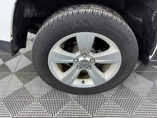 Used 2015 Jeep Patriot Limited w/ Sun/Sound Group image 17